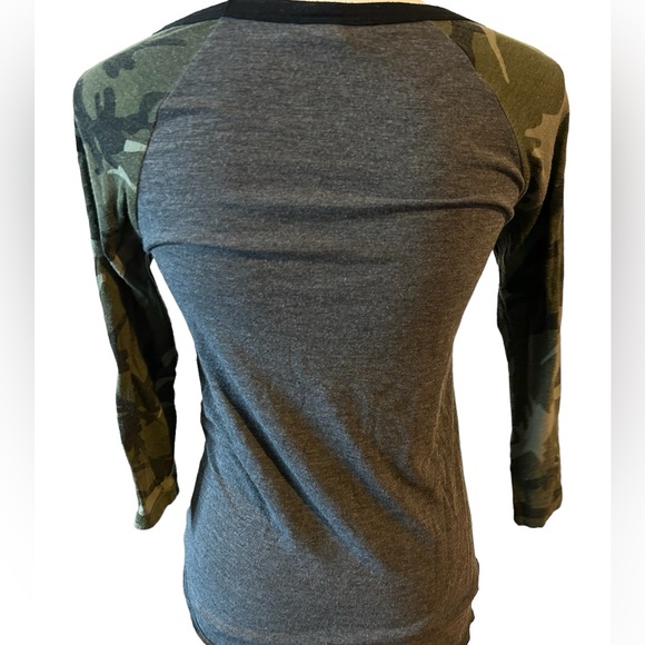 Rue21 Gray Camo Shirt - Picture 4 of 5